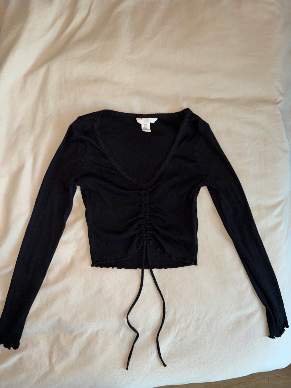 H&M Black Ruched Drawstring Long Sleeve Crop Top